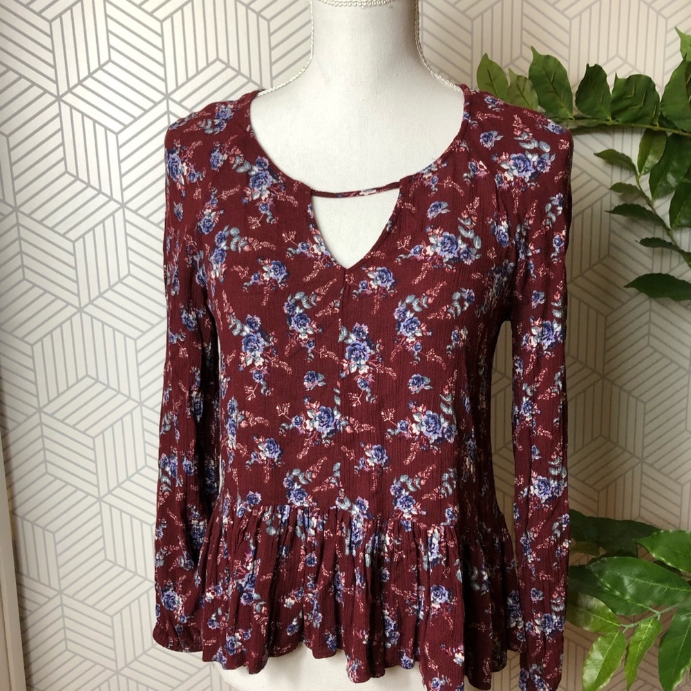 American Eagle Red Printed Long Sleeve Blouse